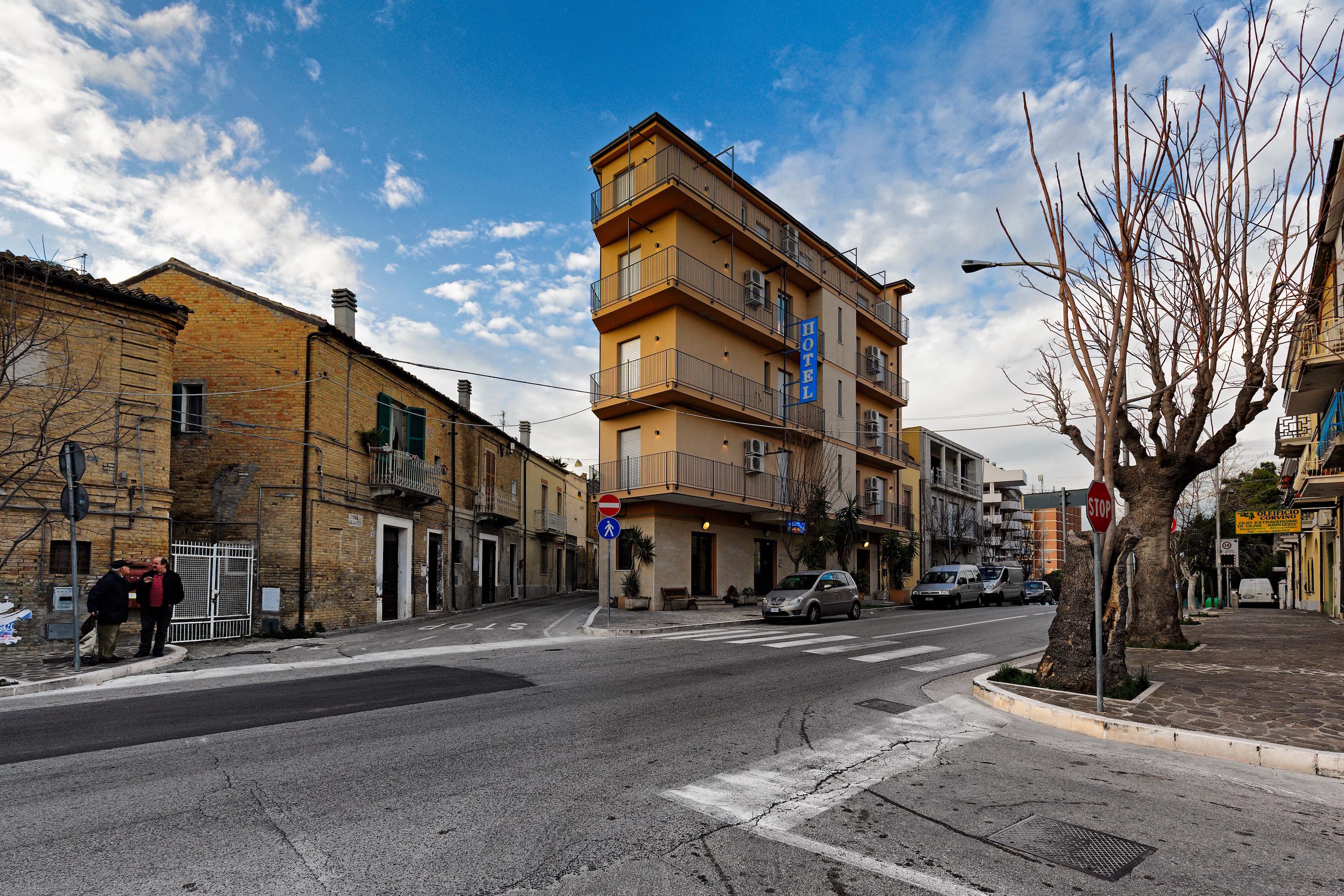 Hotel Dei Sette Vasto Bagian luar foto