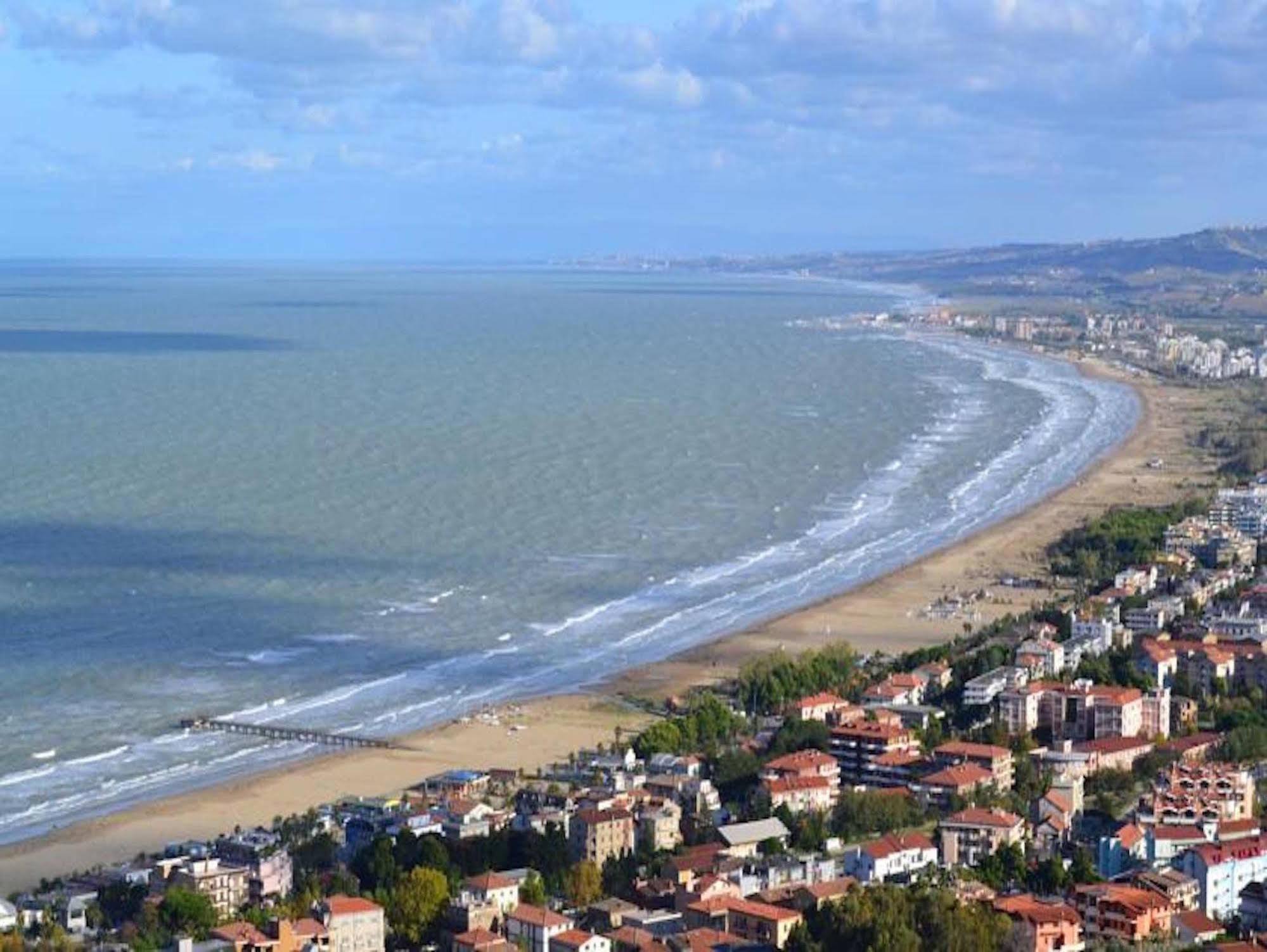 Hotel Dei Sette Vasto Bagian luar foto